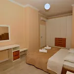 Luxury Square 21 Tiran