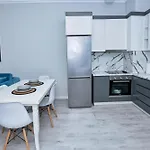 Daire Luxury Square 21 *