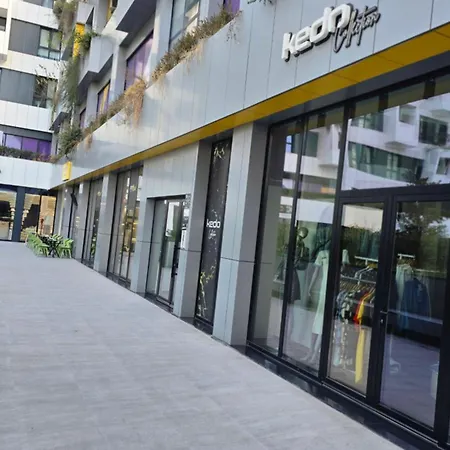 아파트 Luxury Square 21 티라나