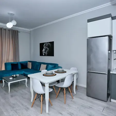 Apartment Luxury Square 21 *