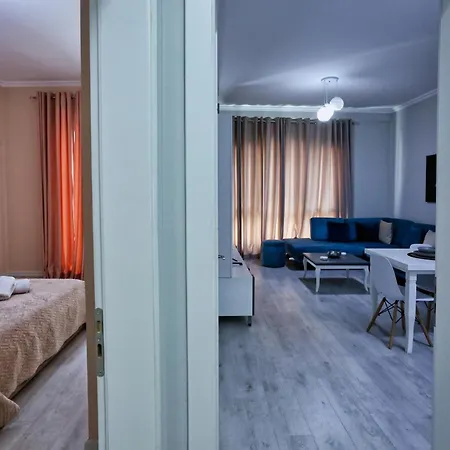 Luxury Square 21 Tirana