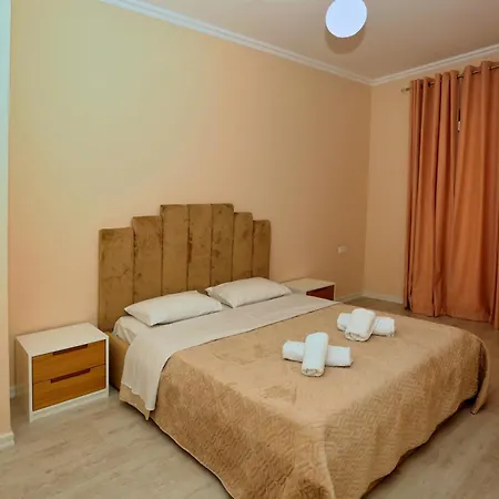 Luxury Square 21 Tirana