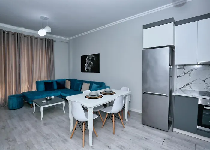 Apartament Luxury Square 21 *